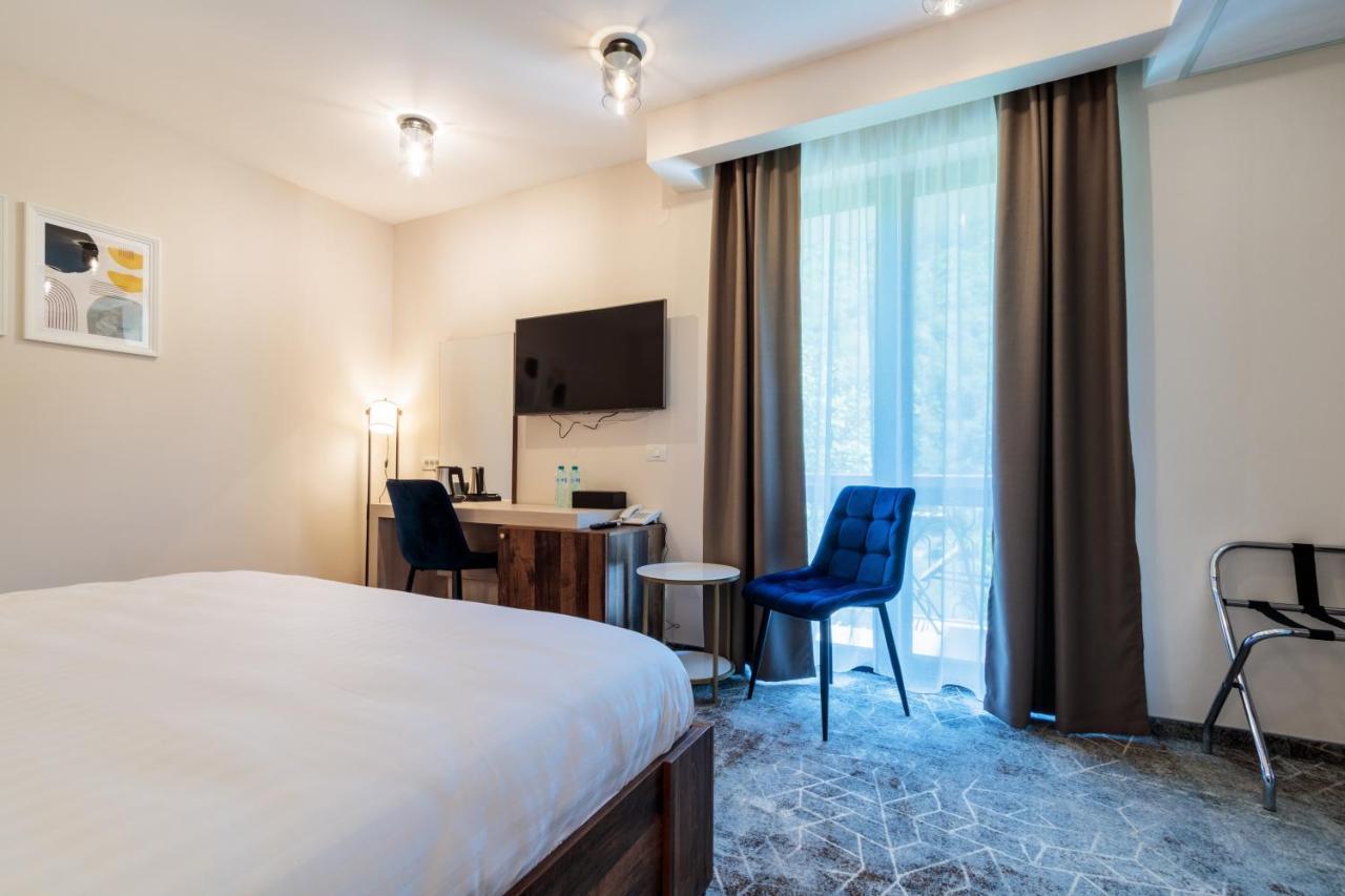 River Hotel & Spa Călimăneşti Exteriér fotografie